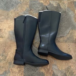 Universal Thread “Brisa” Women’s Riding Boots in Black.  Size 9WC … NWOT